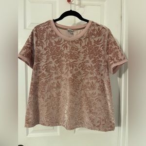 A New Day Large Rose Gold pink Top Size Short Sleeve Velvet Feel